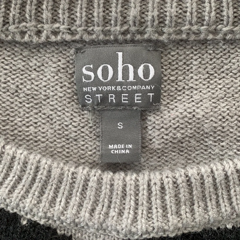 LOVE Sweater gray black dolman sleeves small